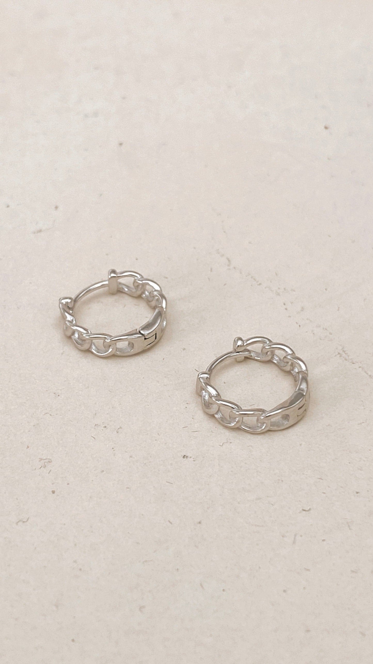 Chain Huggie Silver