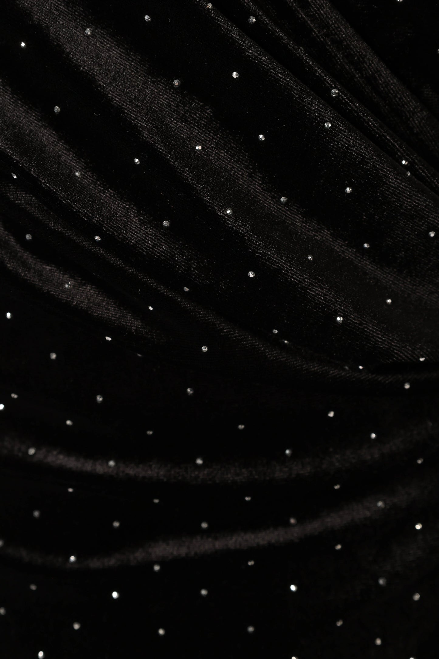 Renarde Wrap Velvet Midi Dress Black