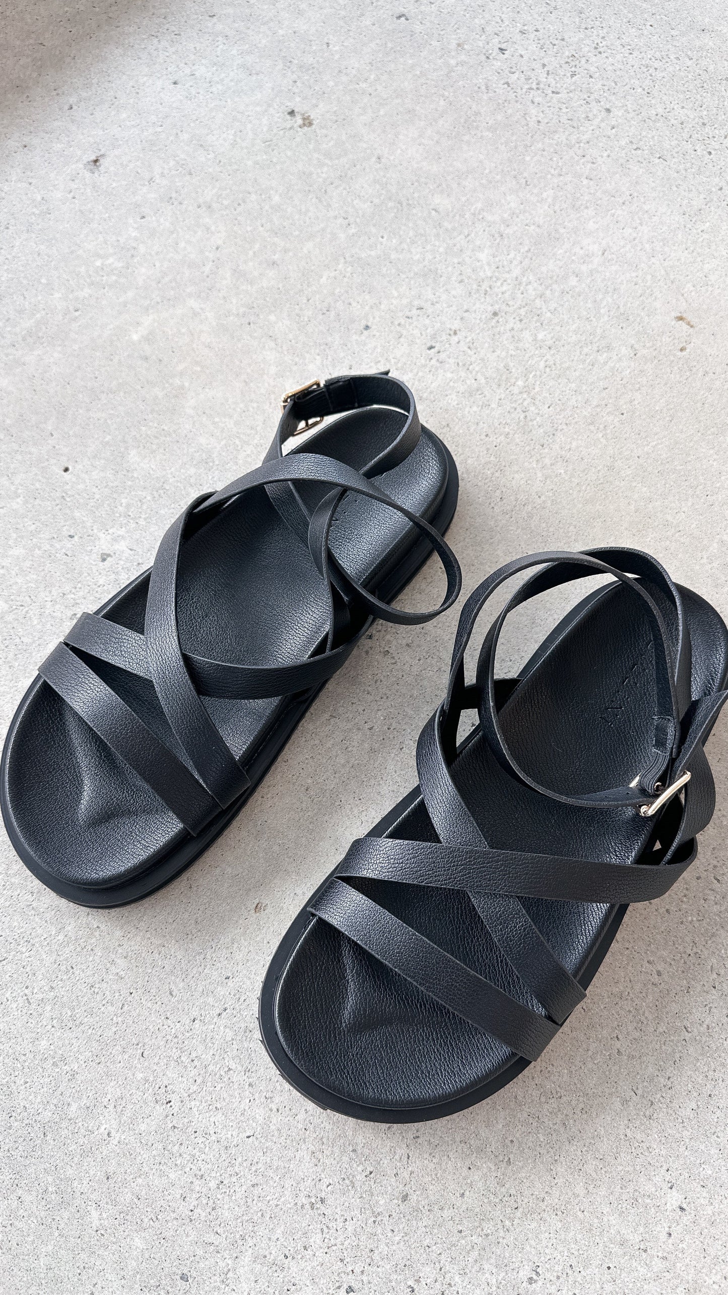 Tulsi Sandal Black