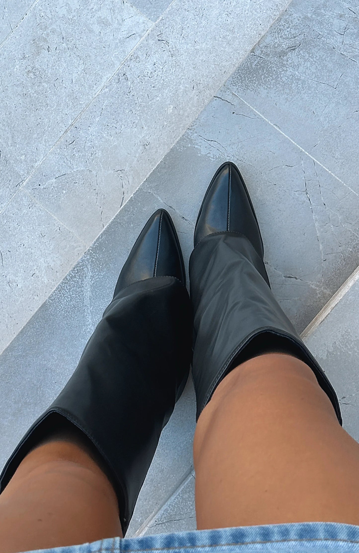 Im That Girl Knee High Boots Black