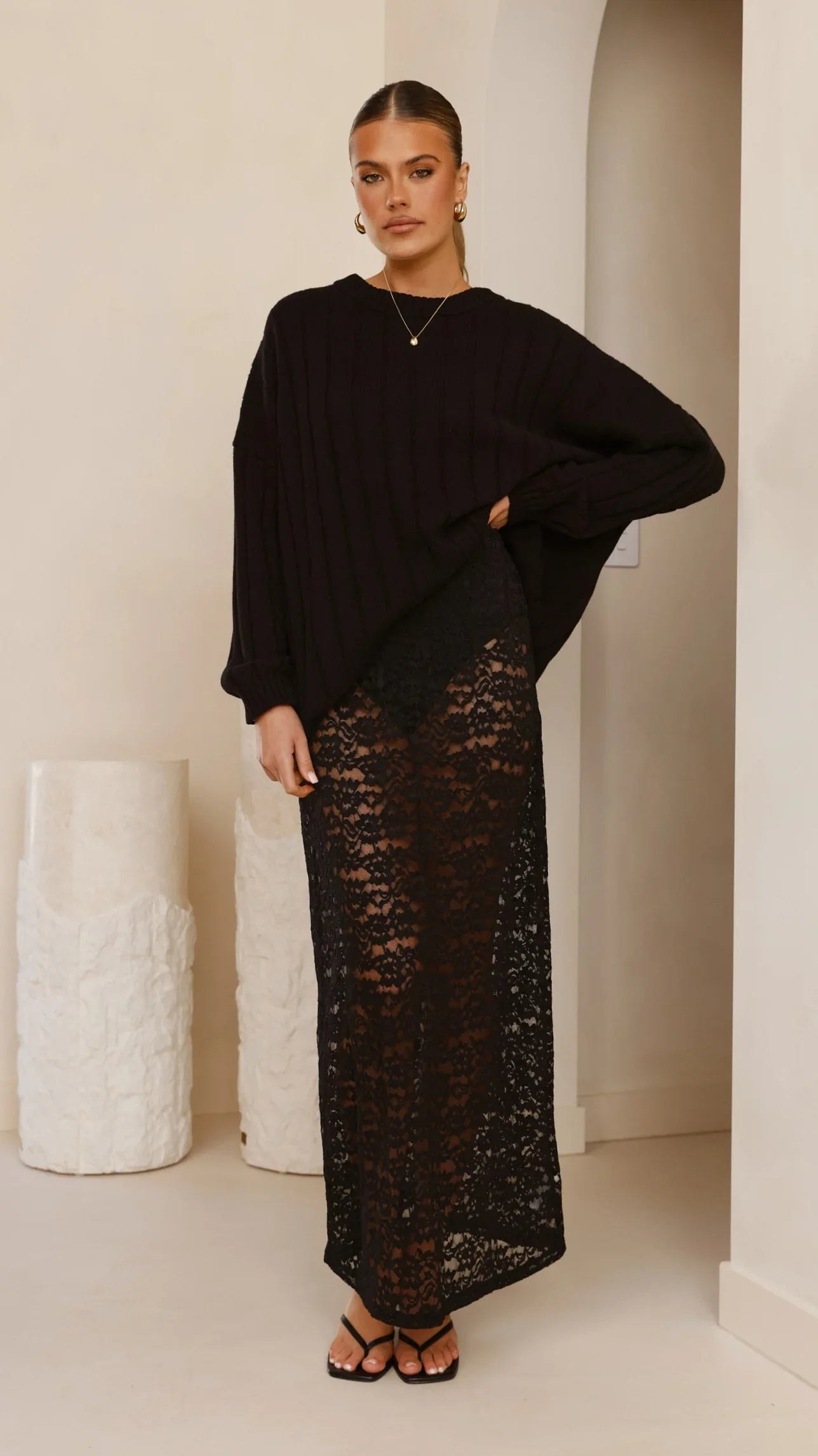Naiva Oversized Knit Black