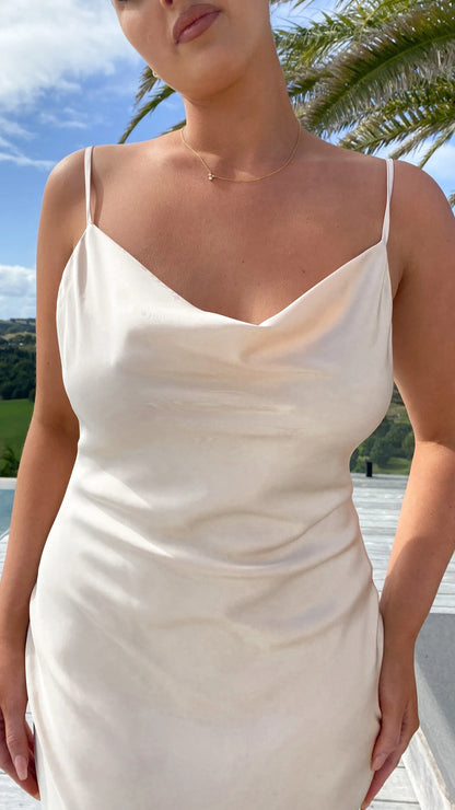 Willow Maxi Dress Soft Gold