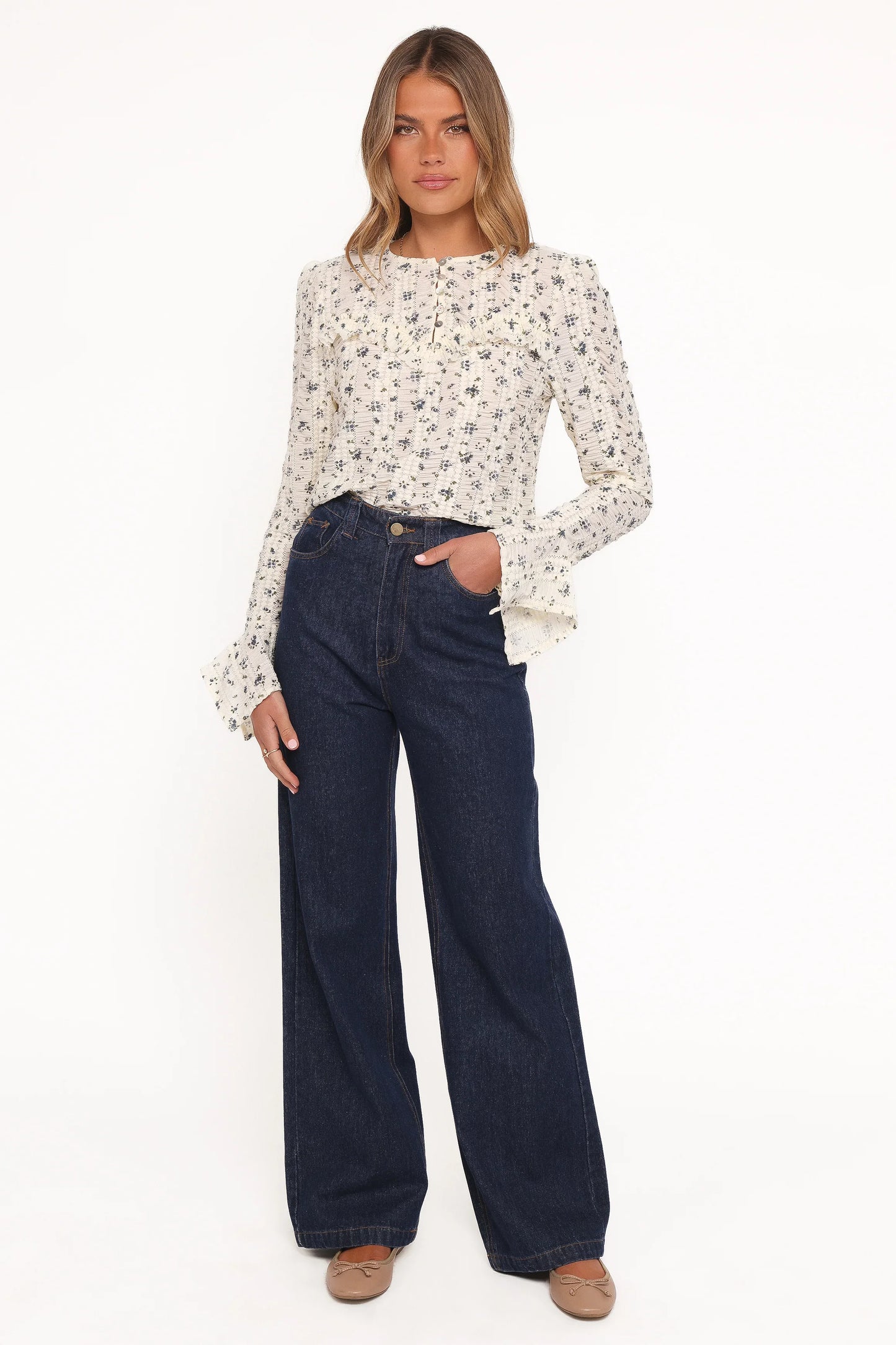 Eira Textured Ruffle Top Cream Blue Floral