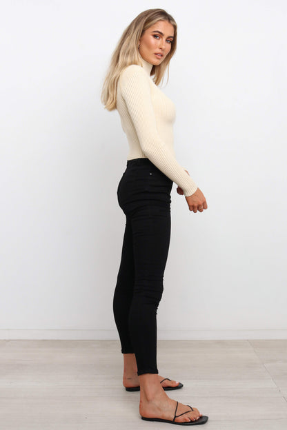 Quinten Top Cream