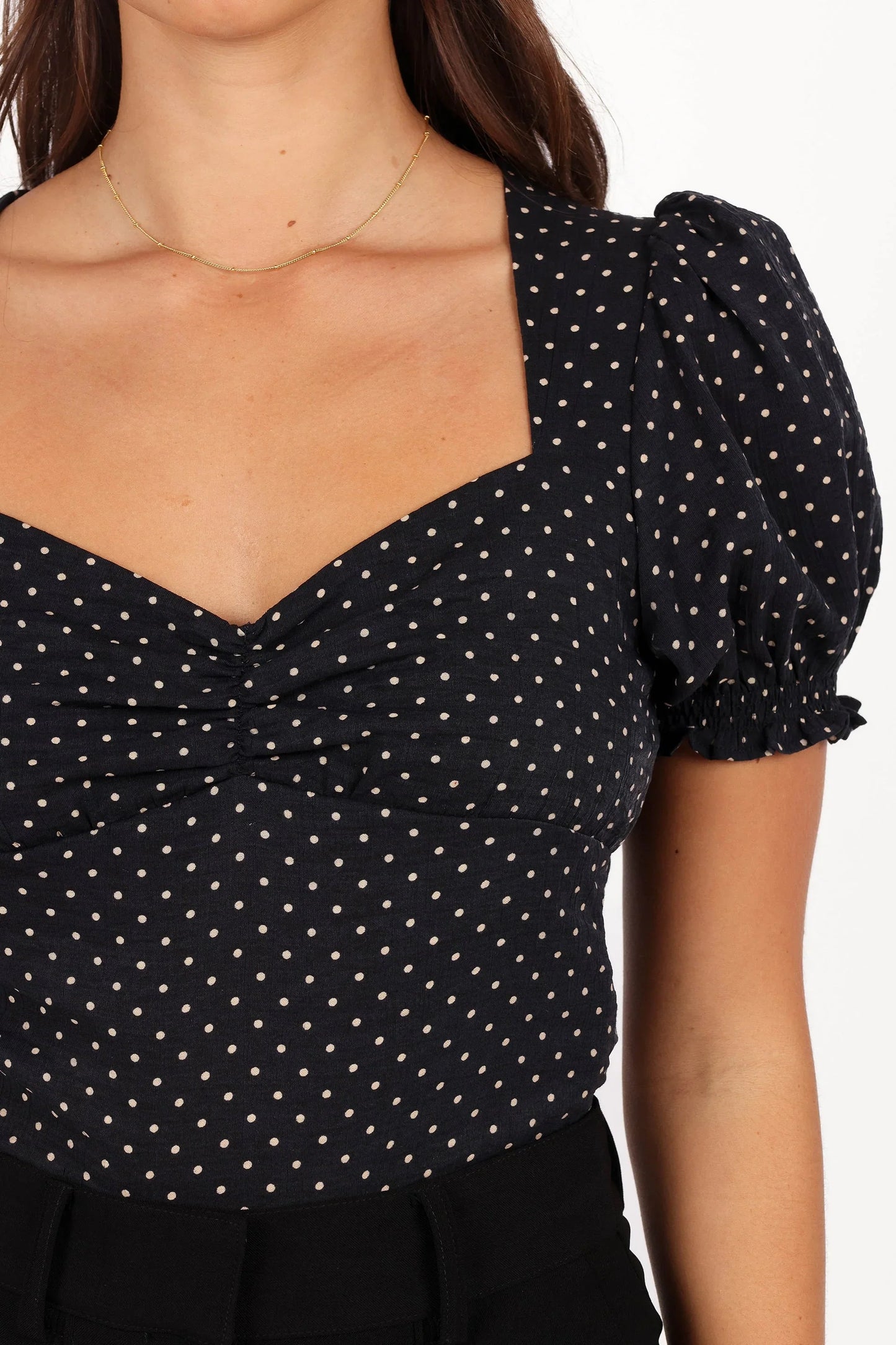 Noel Top Black Cream