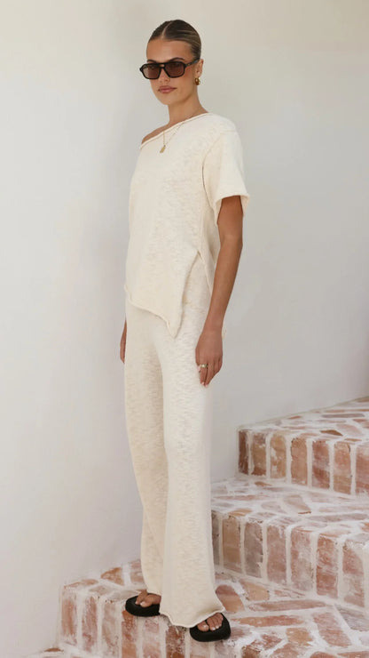 Cascadia Off Shoulder T Shirt Cream