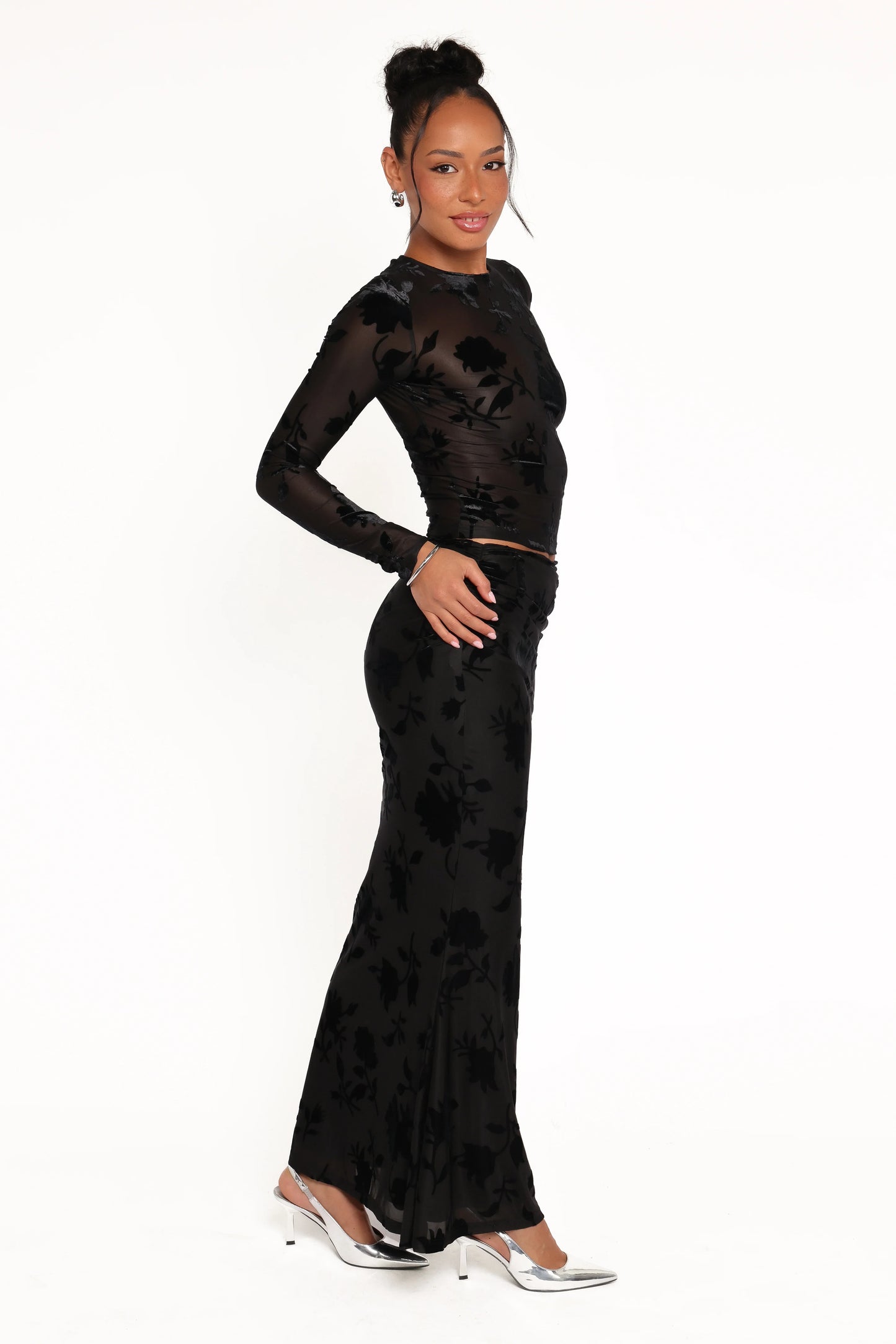 Emily Burnout Velvet Skirt Black