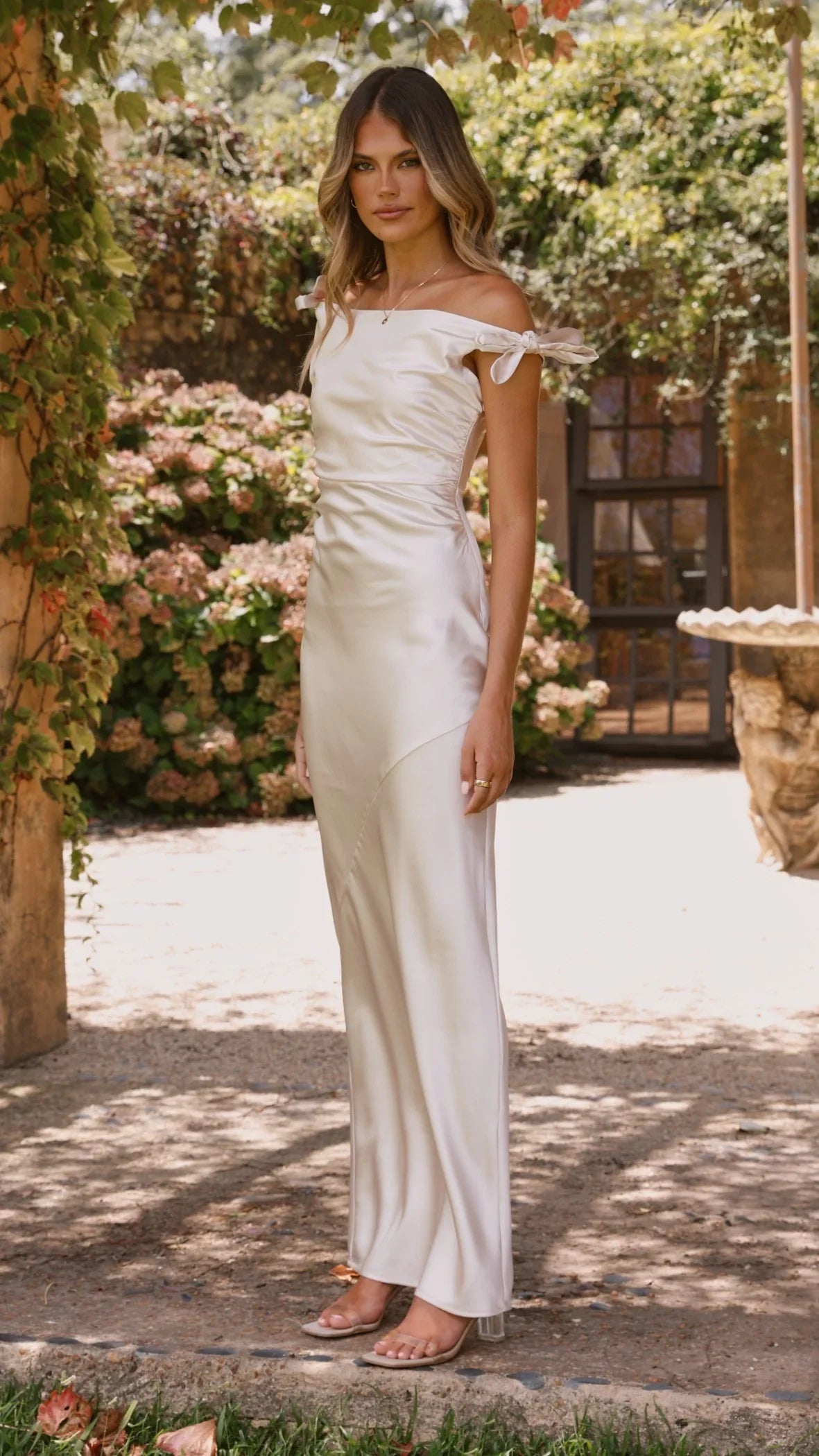 Frida Maxi Dress Champagne
