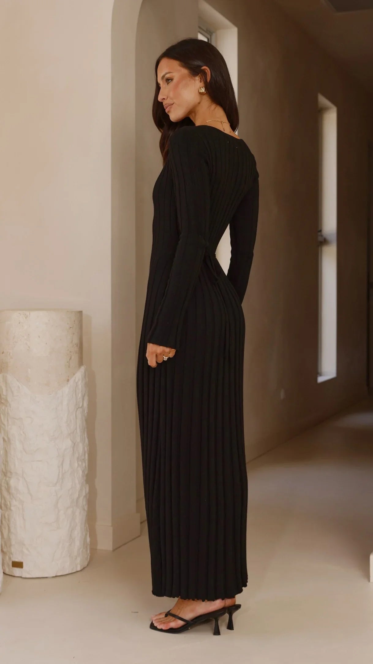 Cyra Long Sleeve Maxi Dress Black