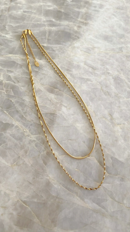 Sarah Twist Necklace Set Gold