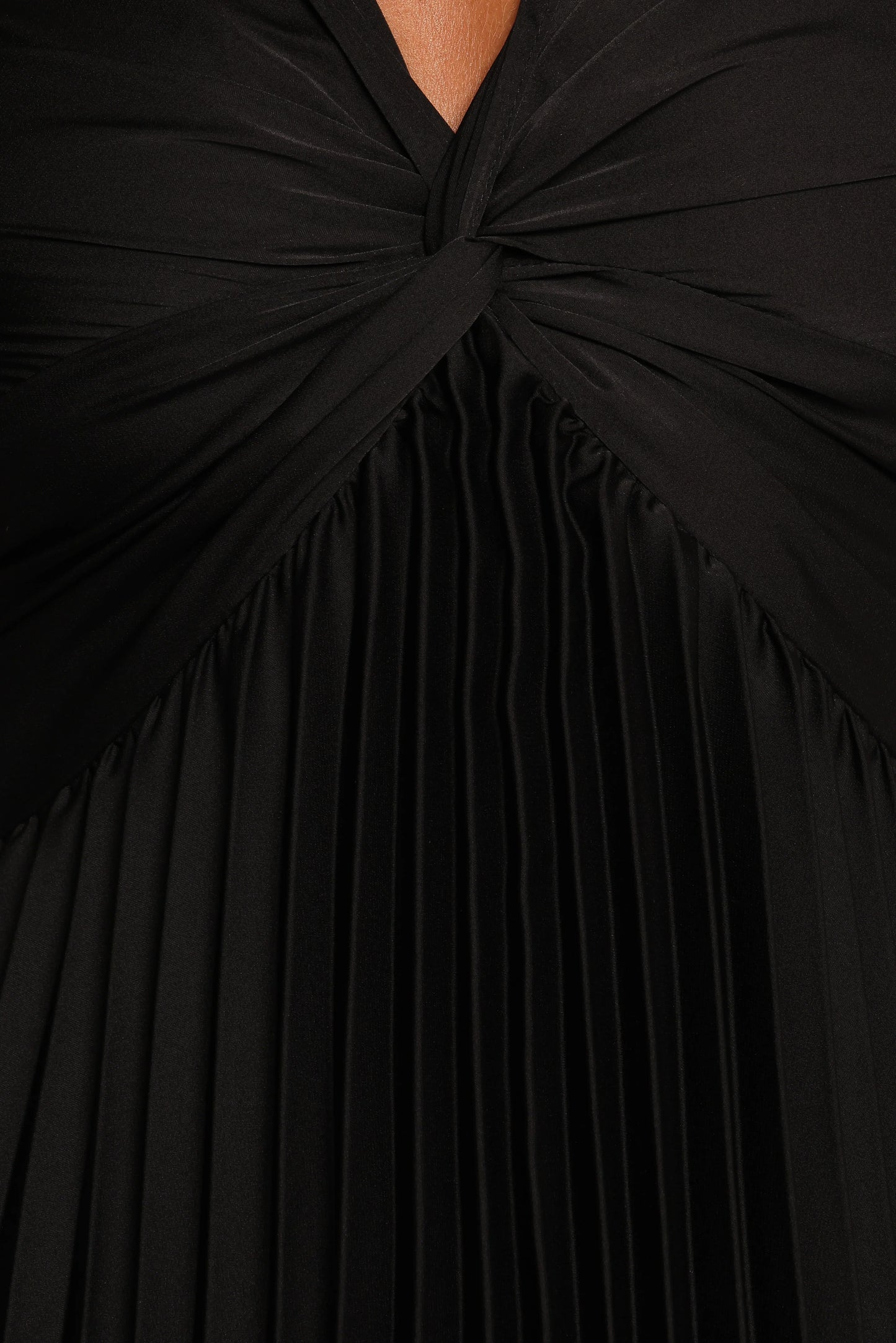 Nova Flutter Sleeve Midi Dress Black