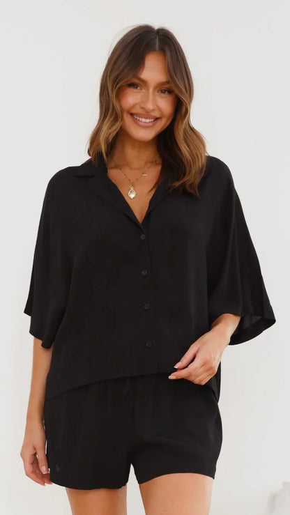 Edita Shorts Black