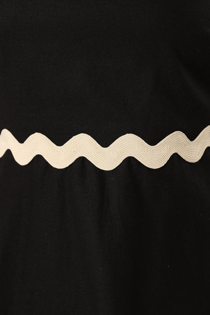 Mollymook Top Black Cream