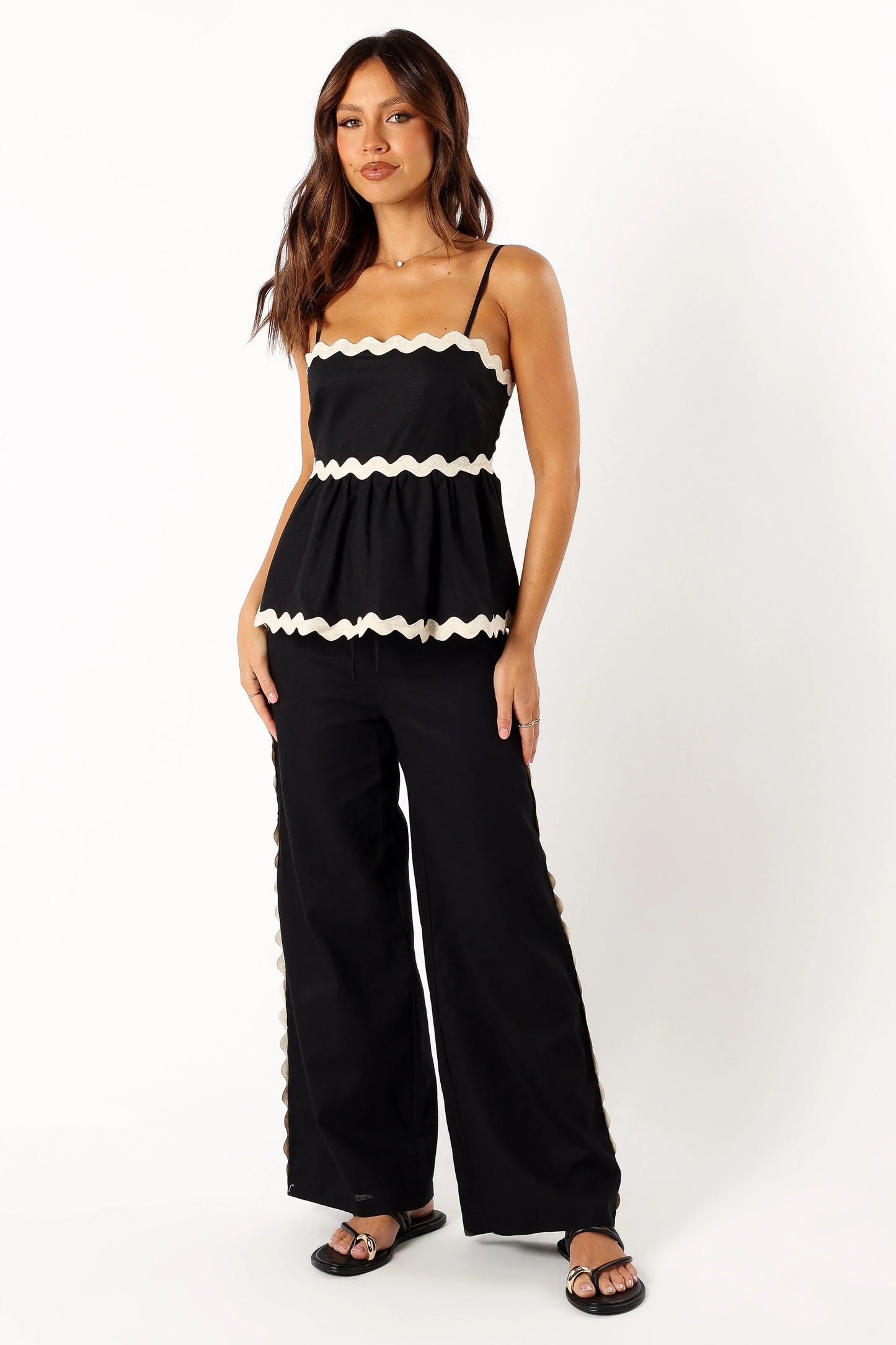 Mollymook Top Black Cream