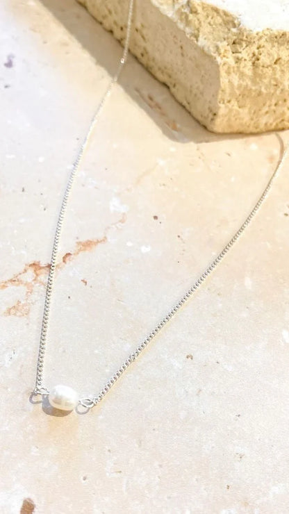 Kimmy Necklace Silver Pearl
