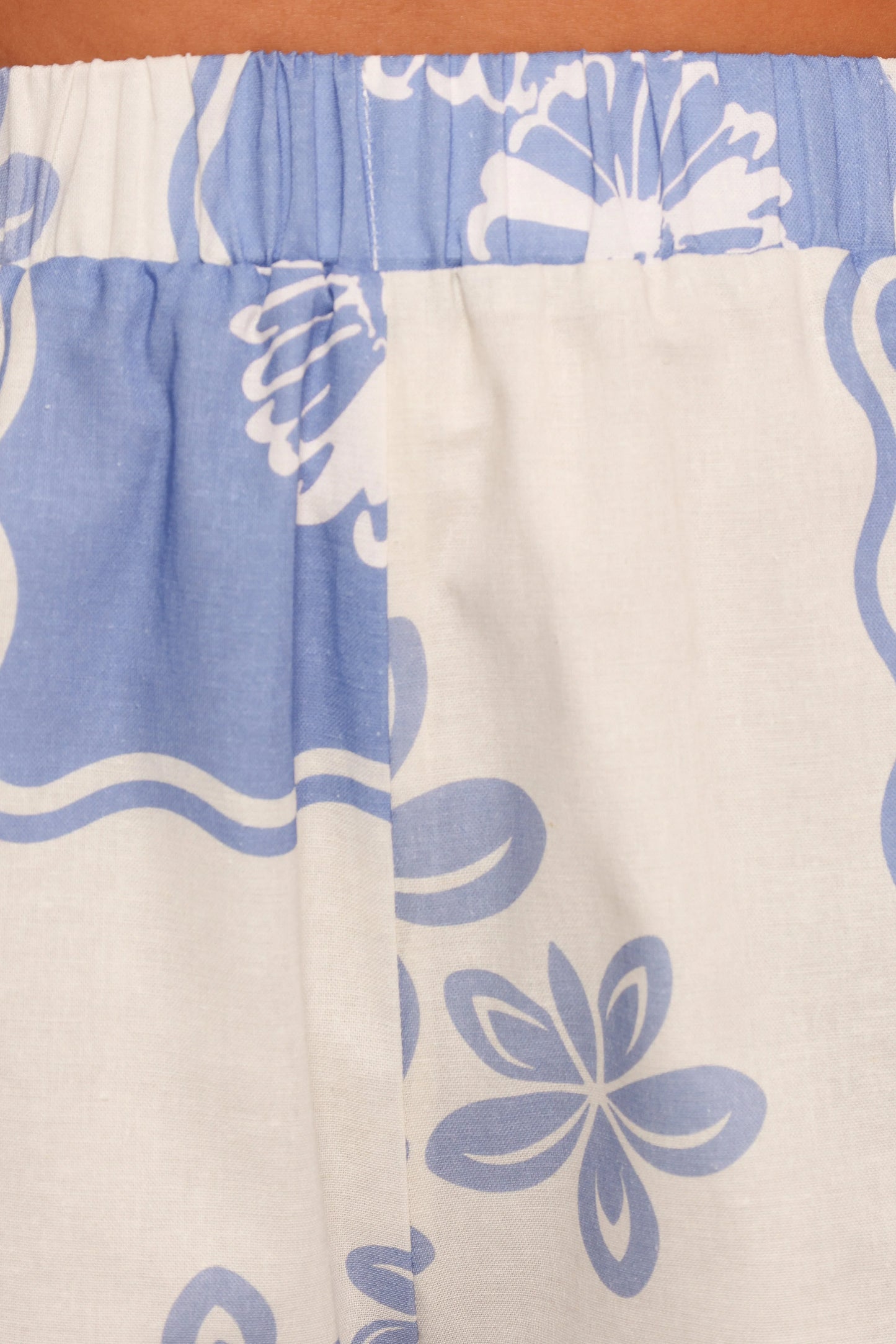 Shellie Shorts Blue Dahlia