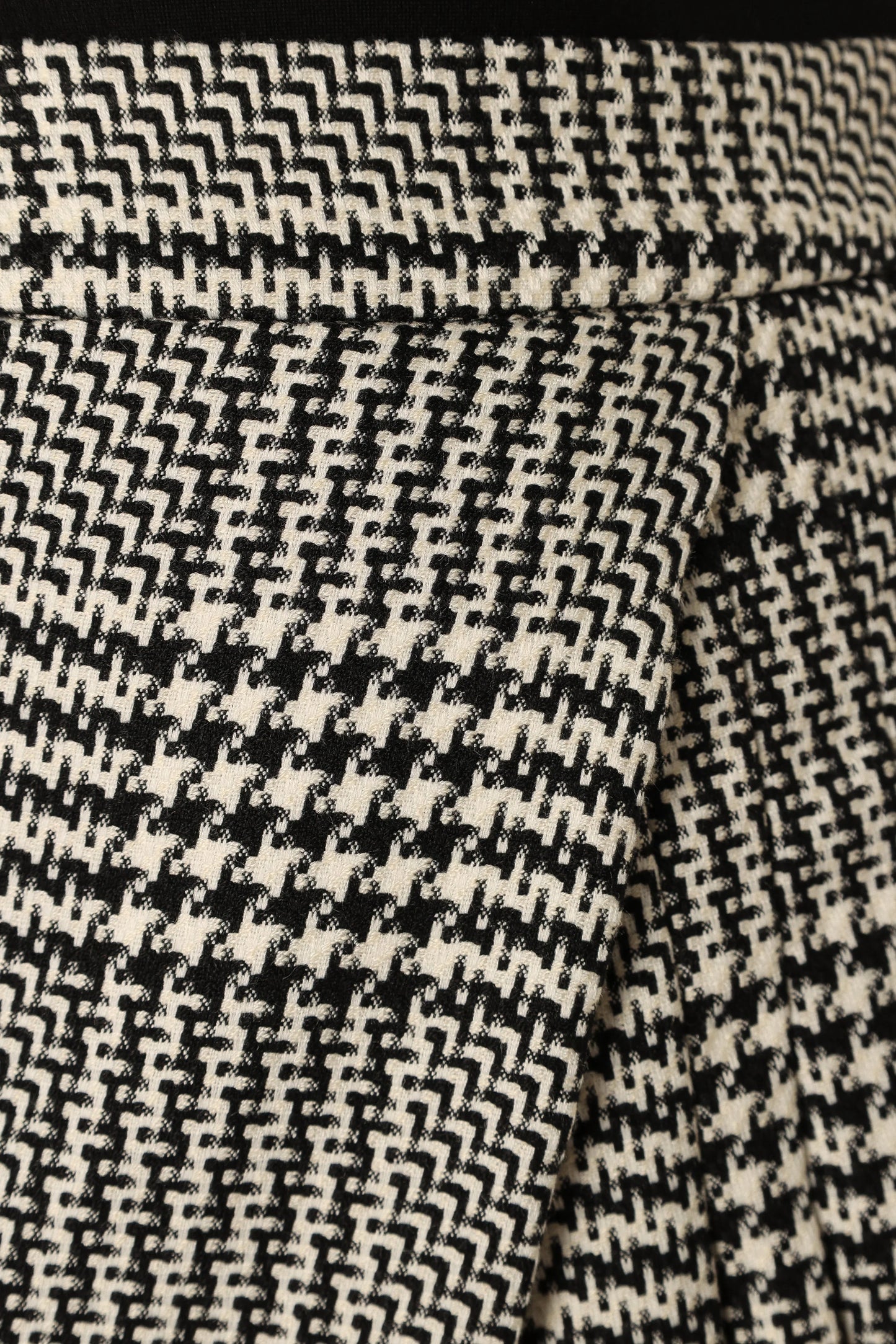 Natasha Mini Skort Black White