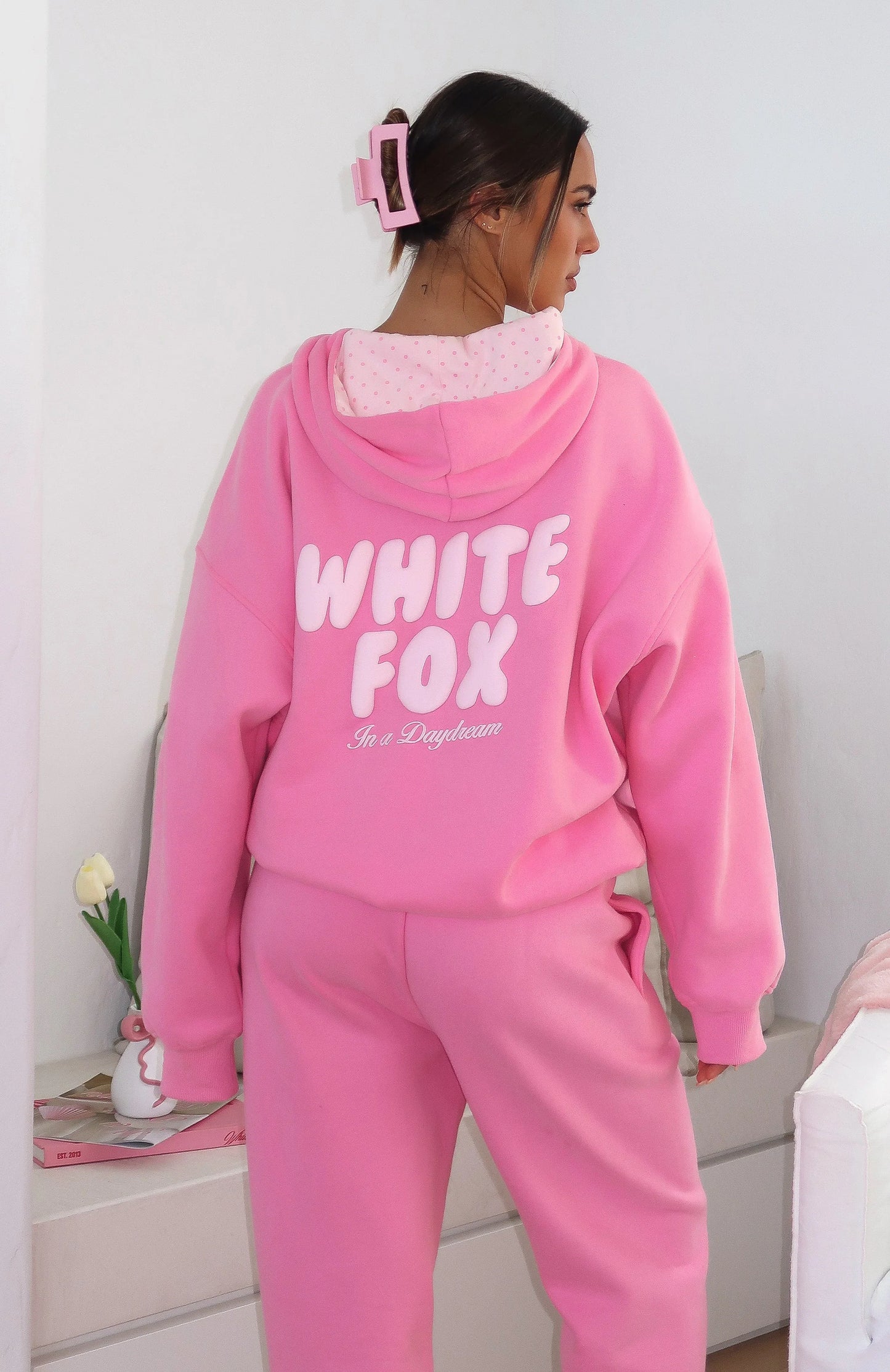 Daydreamers Nadia Oversized Hoodie Bubblegum