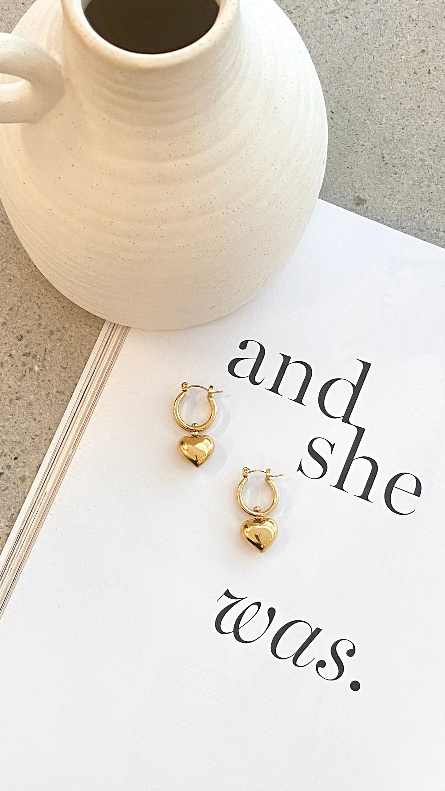 Varick Heart Earrings Gold
