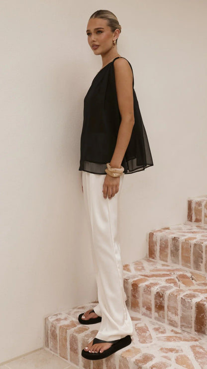 Hazel Top Black