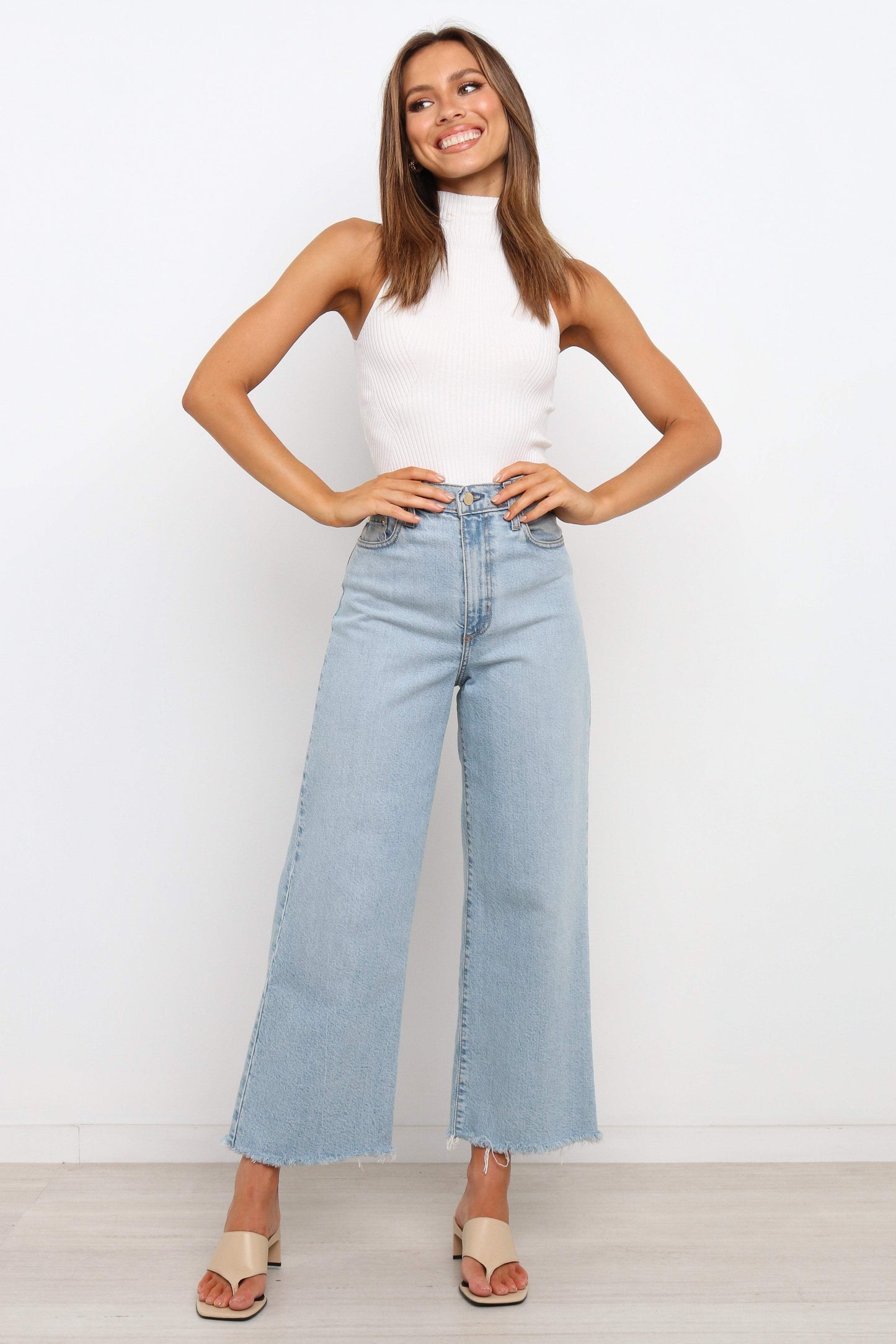 Runie Top White
