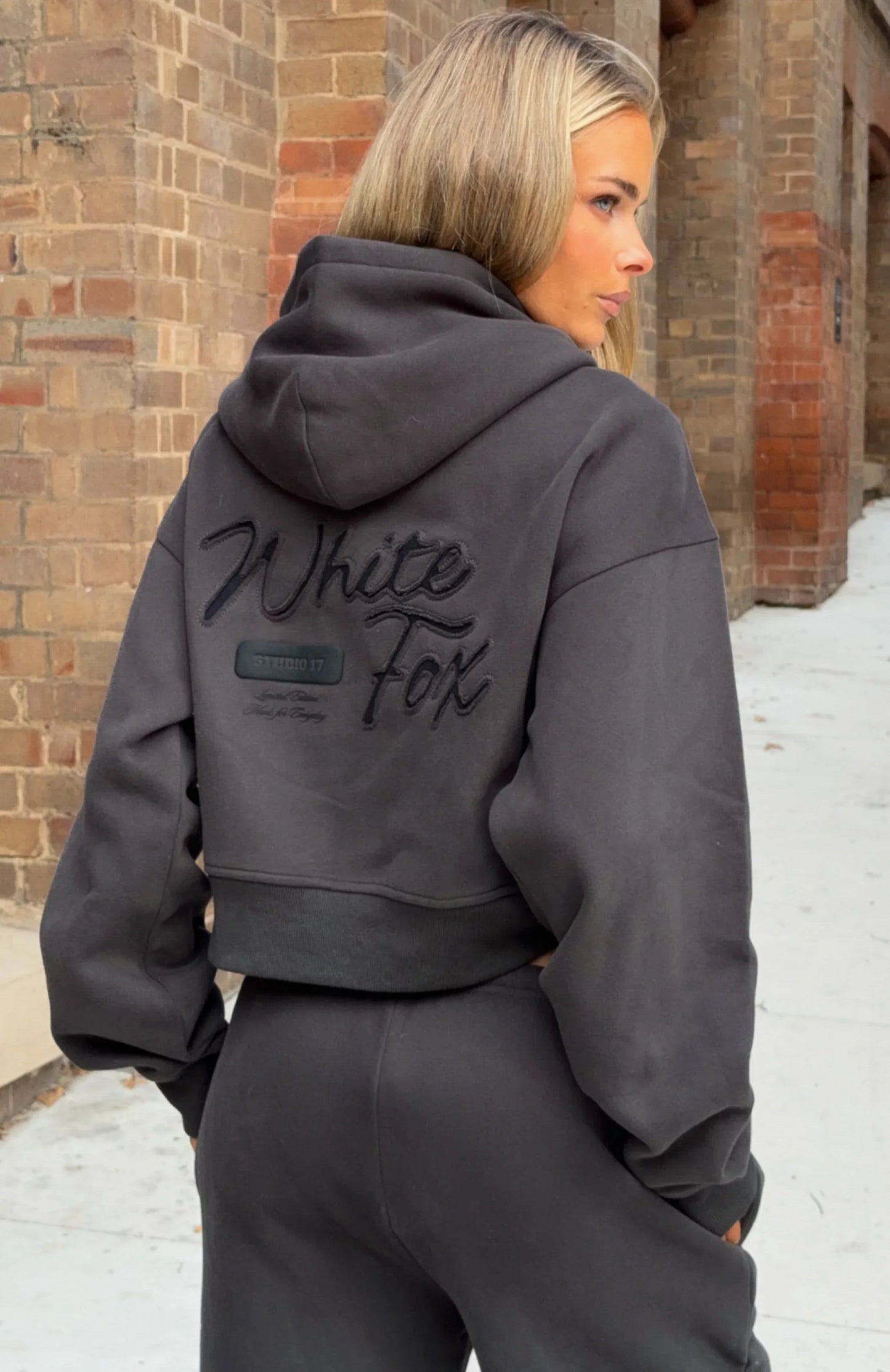 Studio 17 Willa Boxy Zip Front Hoodie Charcoal