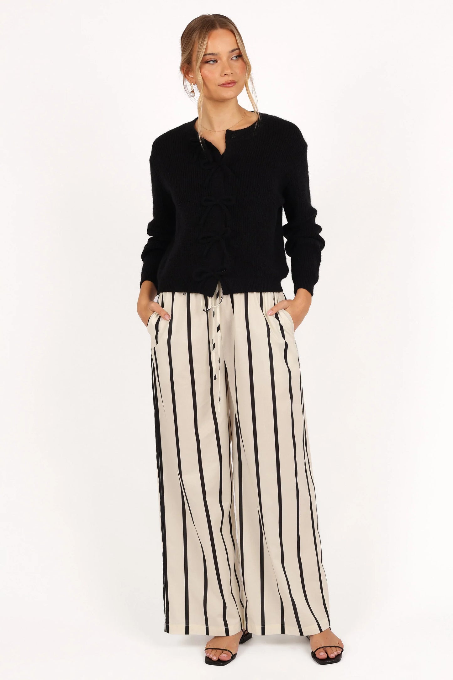 Wilde Bow Front Cardigan Black