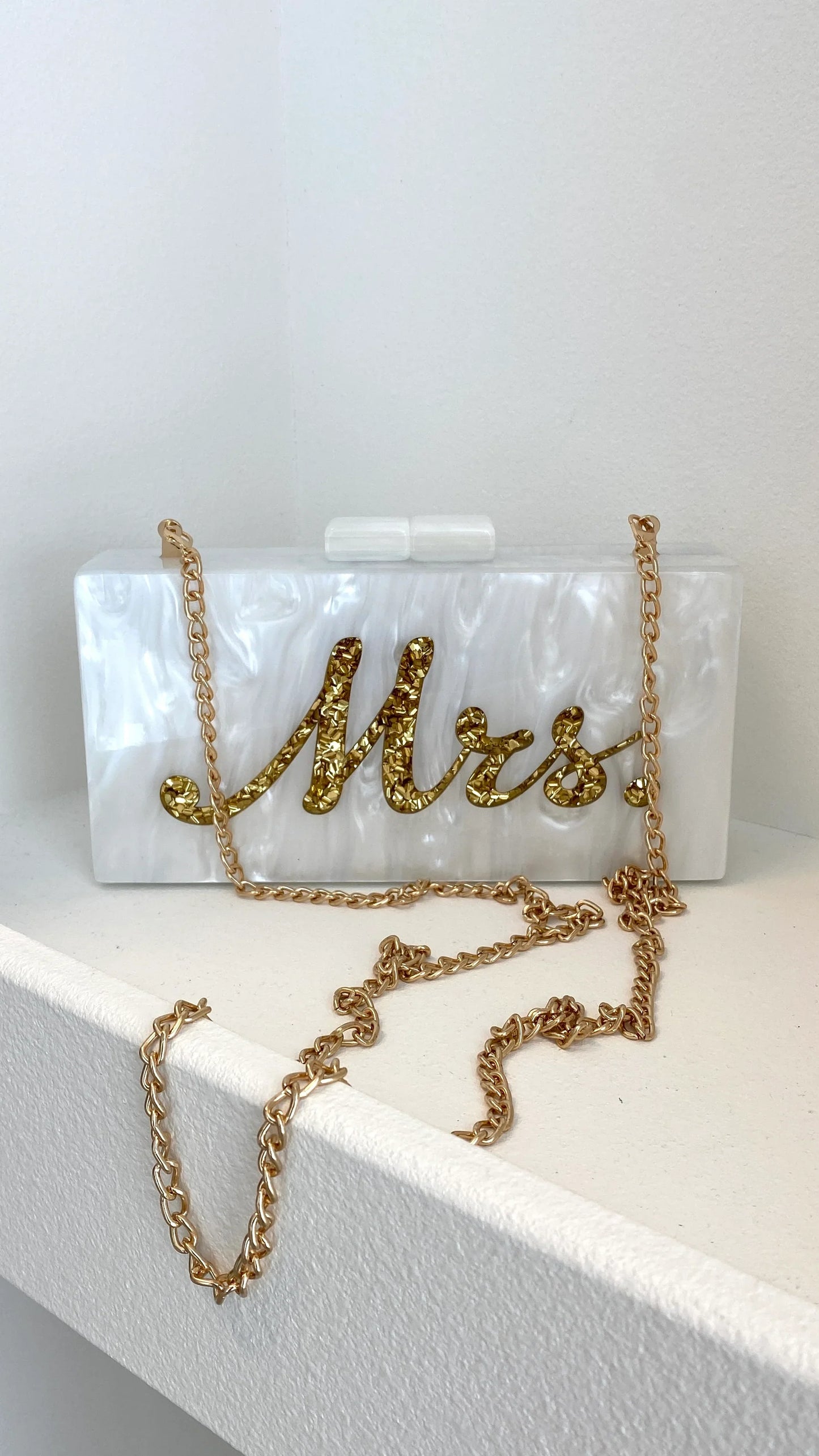 Mrs Pearla Clutch White Gold