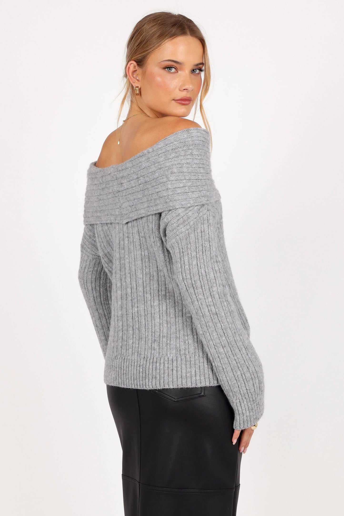 Kenny Off Shoulder Knit Sweater Grey