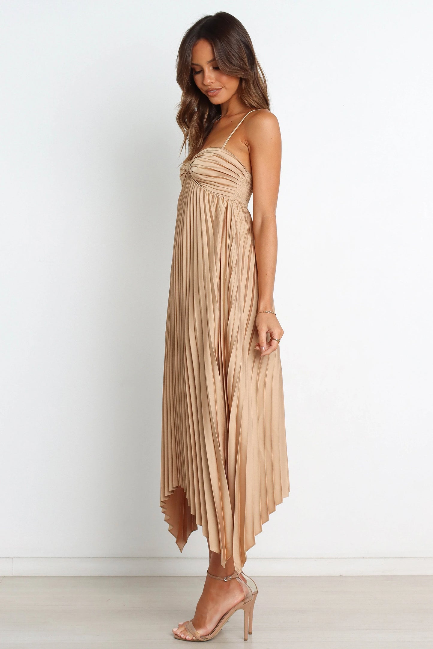 Vikki Dress Gold