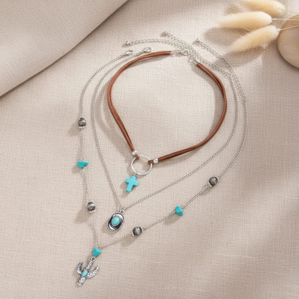 Rope Choker Necklace with Turquoise Stone Western Pendants