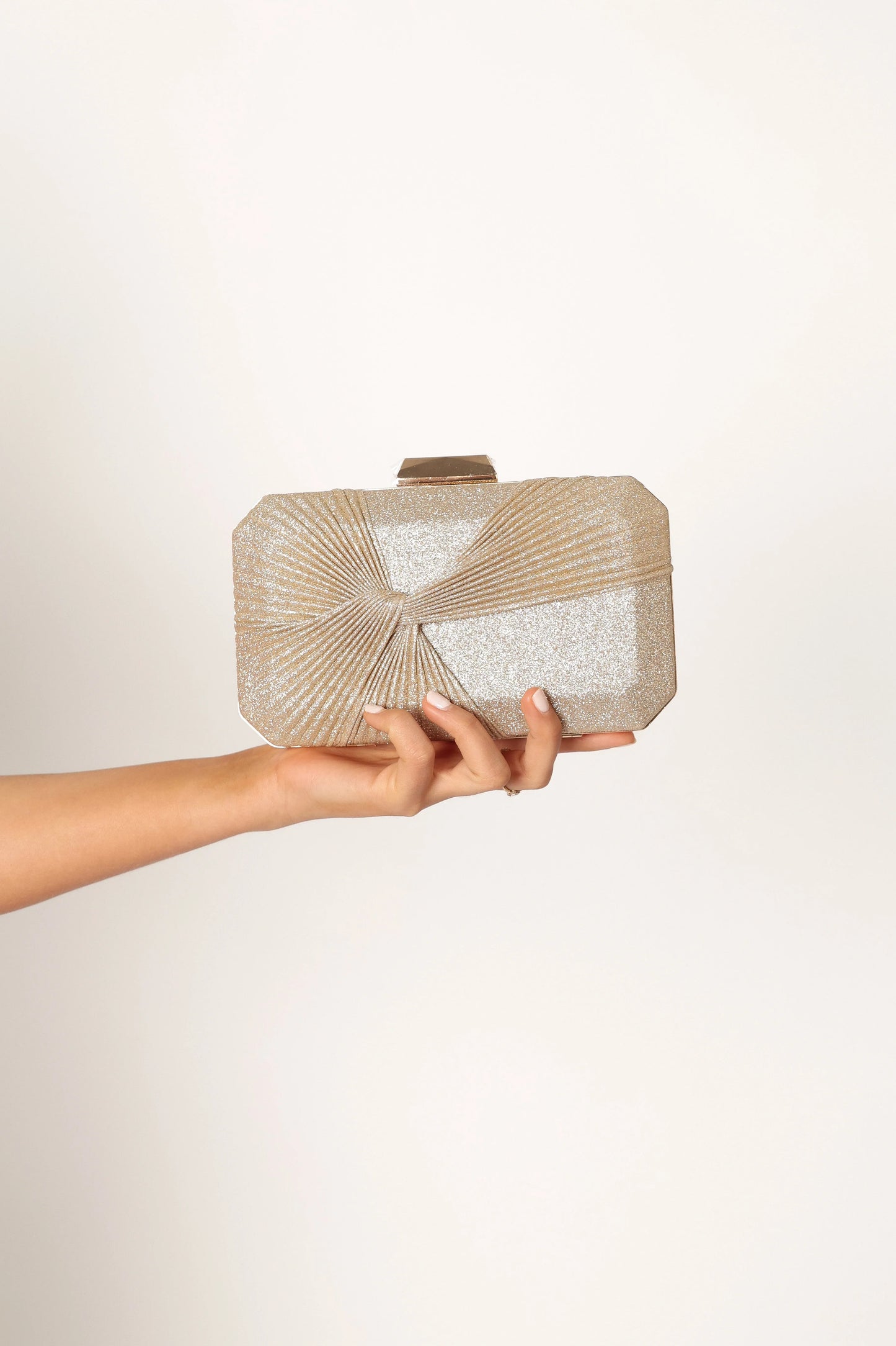 Estelle Clutch Gold