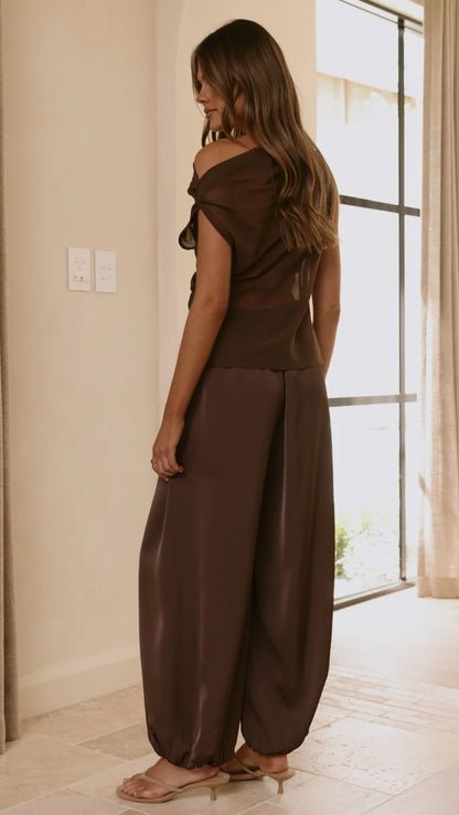 Zabella Sheer Off Shoulder Top Chocolate