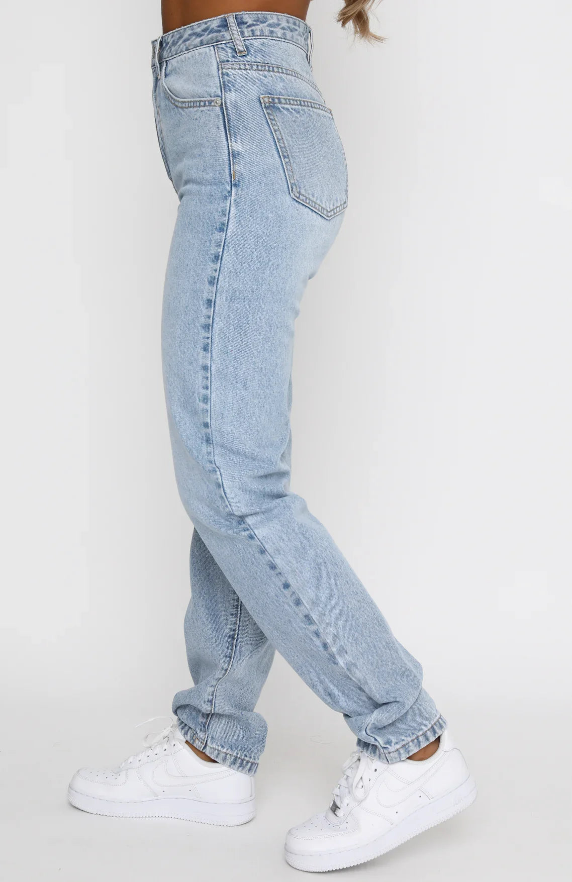 Whos That Girl Straight Leg Denim Jeans Washed Blue