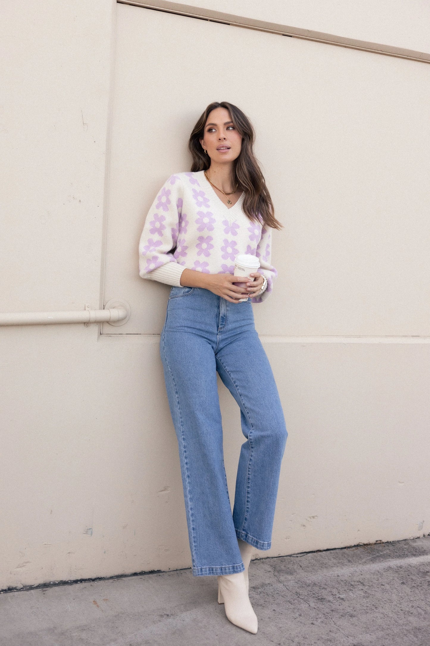 Remi Vneck Flower Knit Sweater Lilac