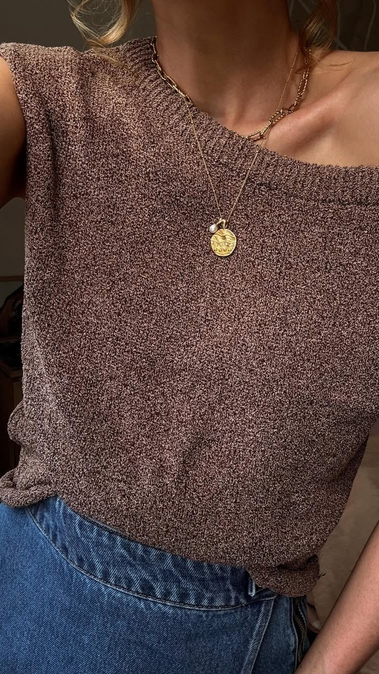 Robin Off Shoulder Top Chocolate