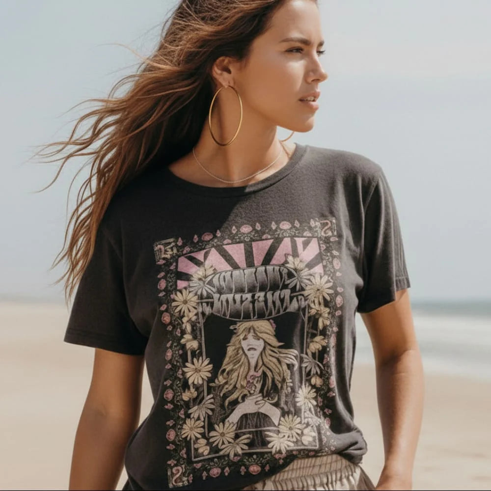 Follow the Sun Graphic Tee