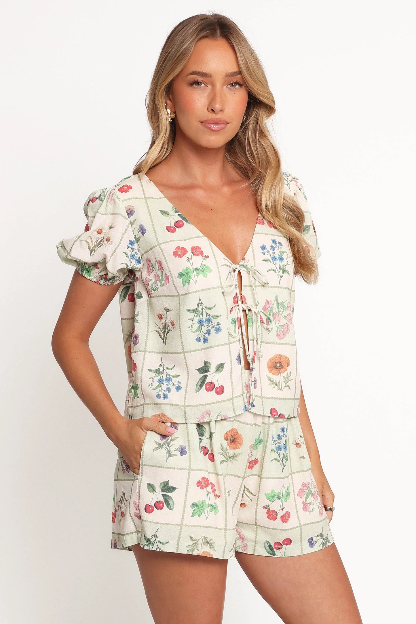 Asta Short Set Flower Market