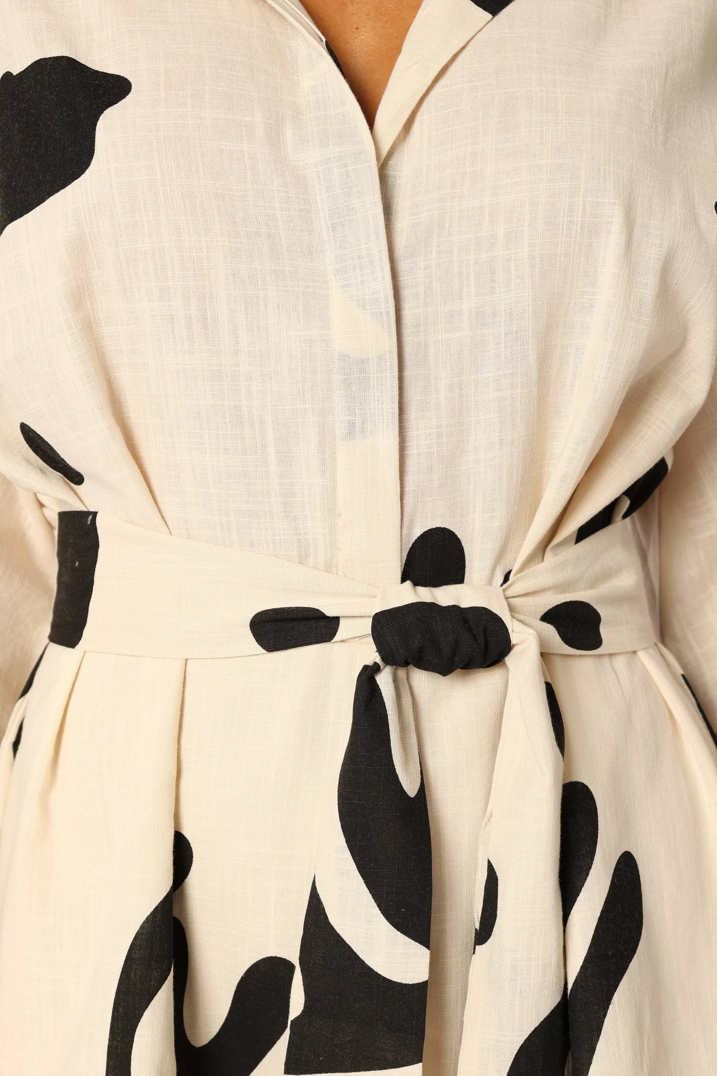 Kellie Romper Beige Black