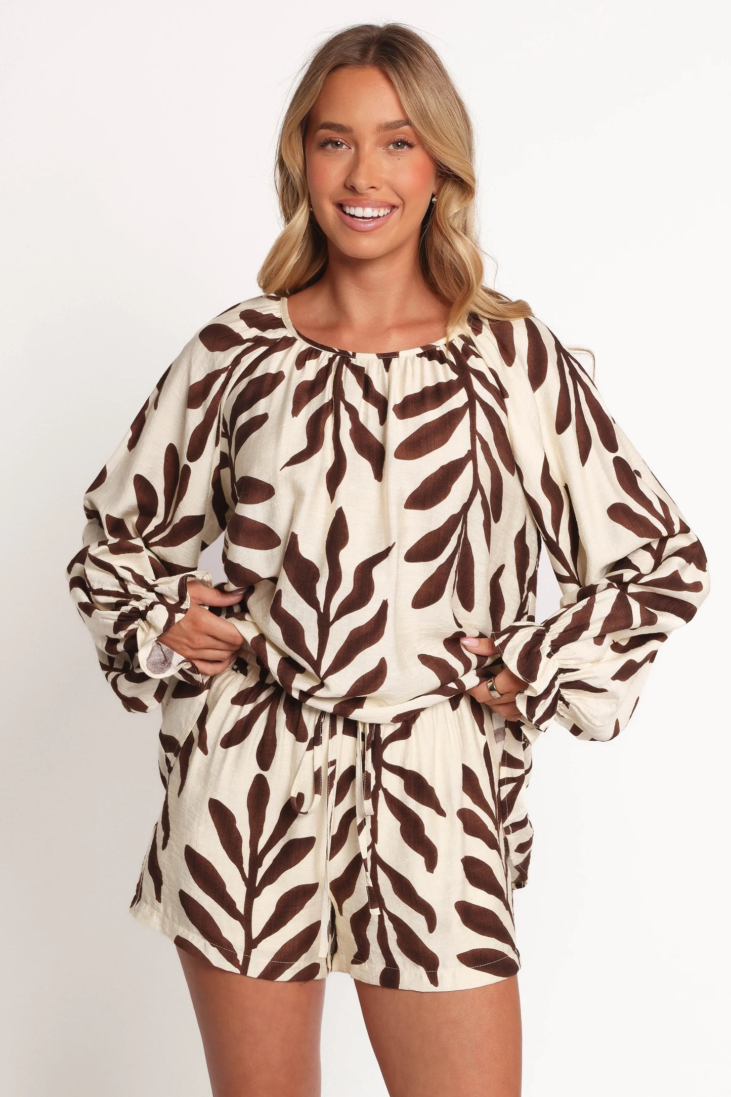 July Shorts Brown Palm
