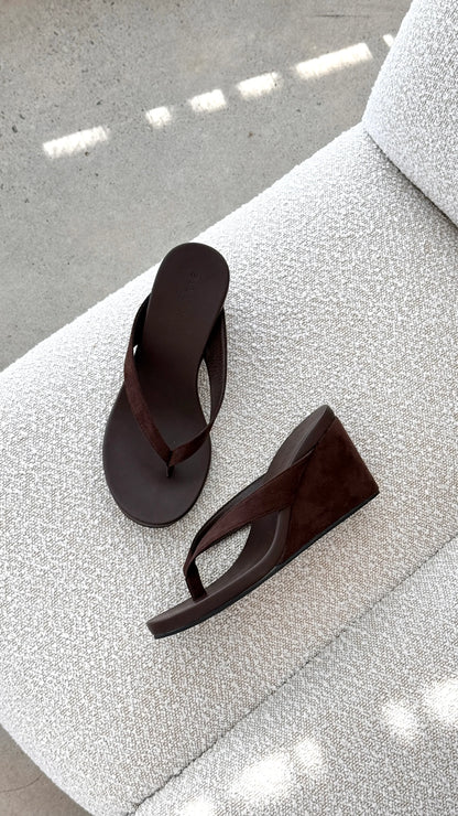 Ravyn Heel Dark Cacao Suede
