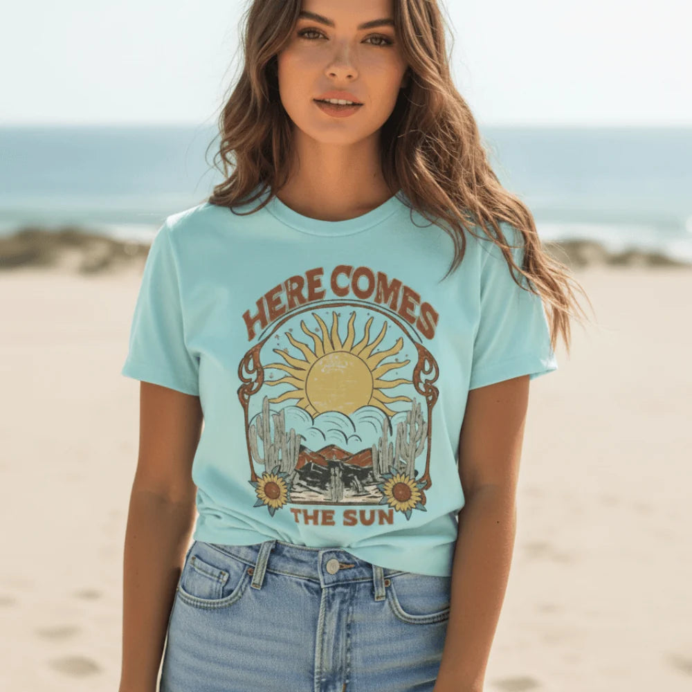 Boho Here Comes The Sun Graphic Tee