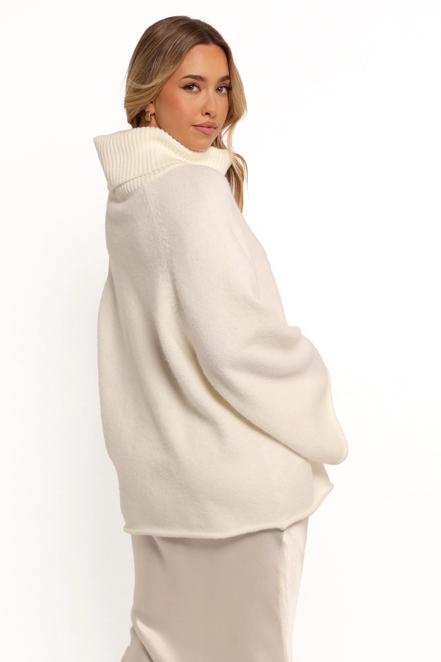 Bindy Cowlneck Knit Sweater White