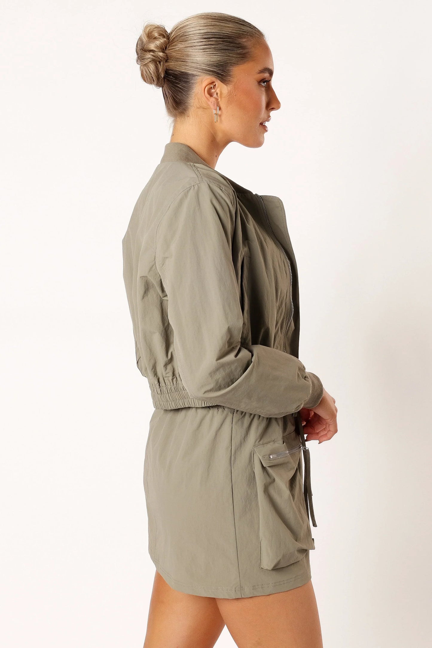 Freddie Two Piece Set Light Olive
